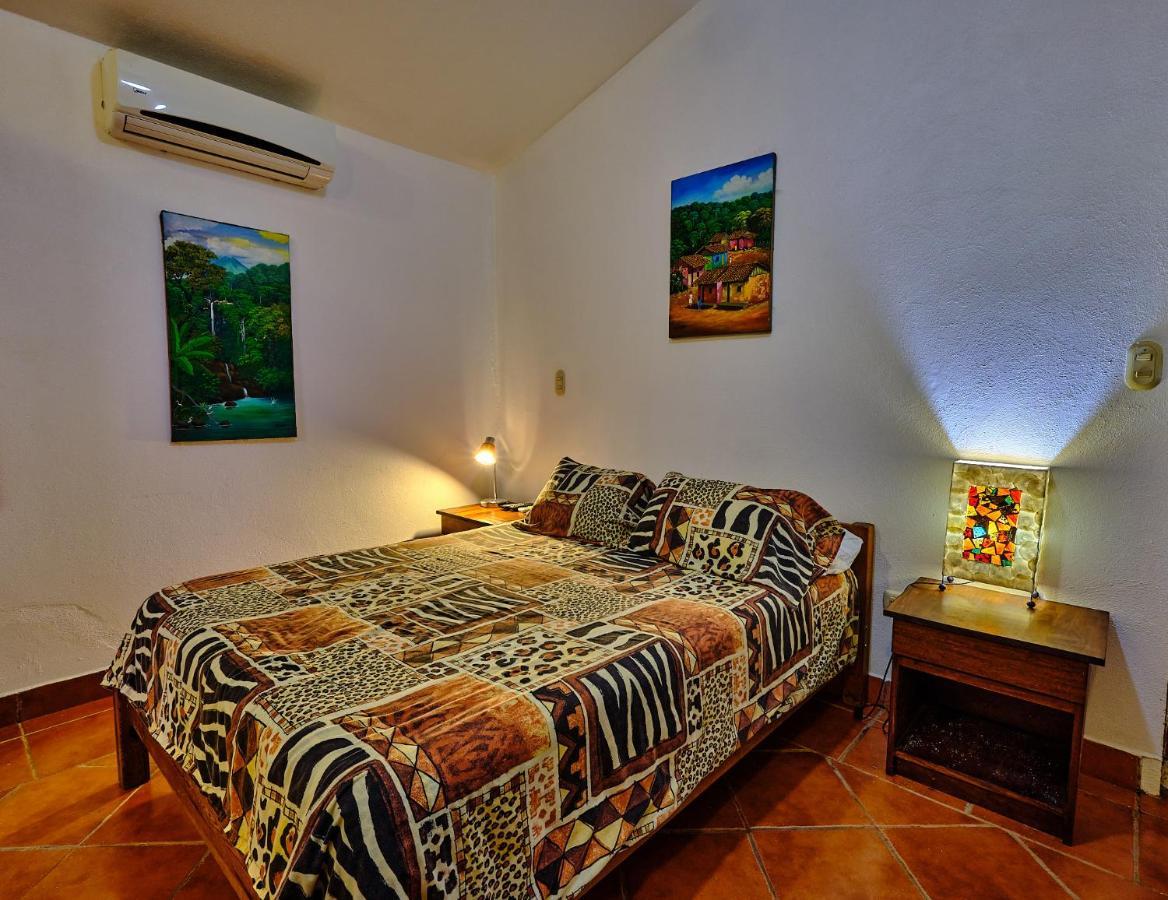 Casa Smilin' Dog Tamarindo Exterior foto
