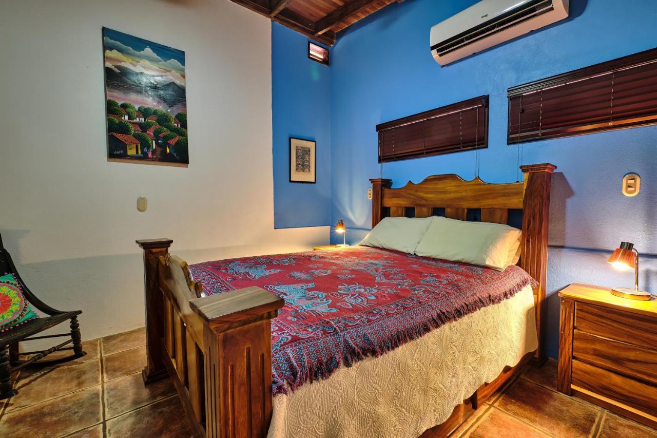 Casa Smilin' Dog Tamarindo Exterior foto